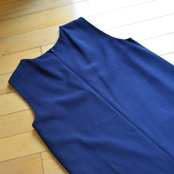 Theory Sleeveless Navy Blue Shift Dress Size 6 - Picture 8 of 9